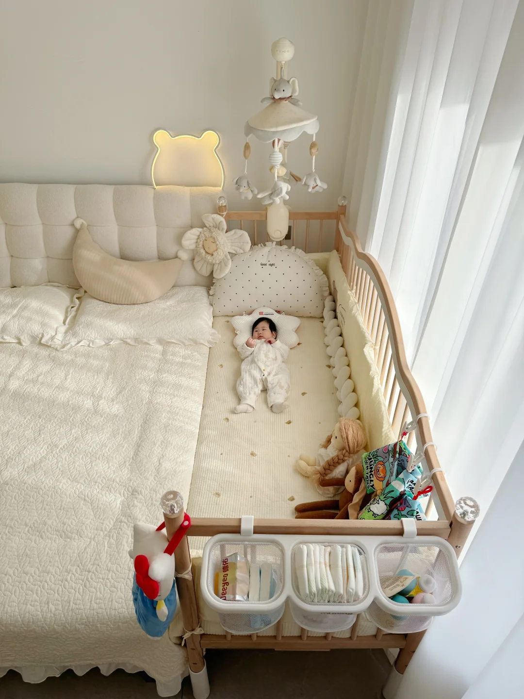 三胎家庭真的香！这下够睡了吧……