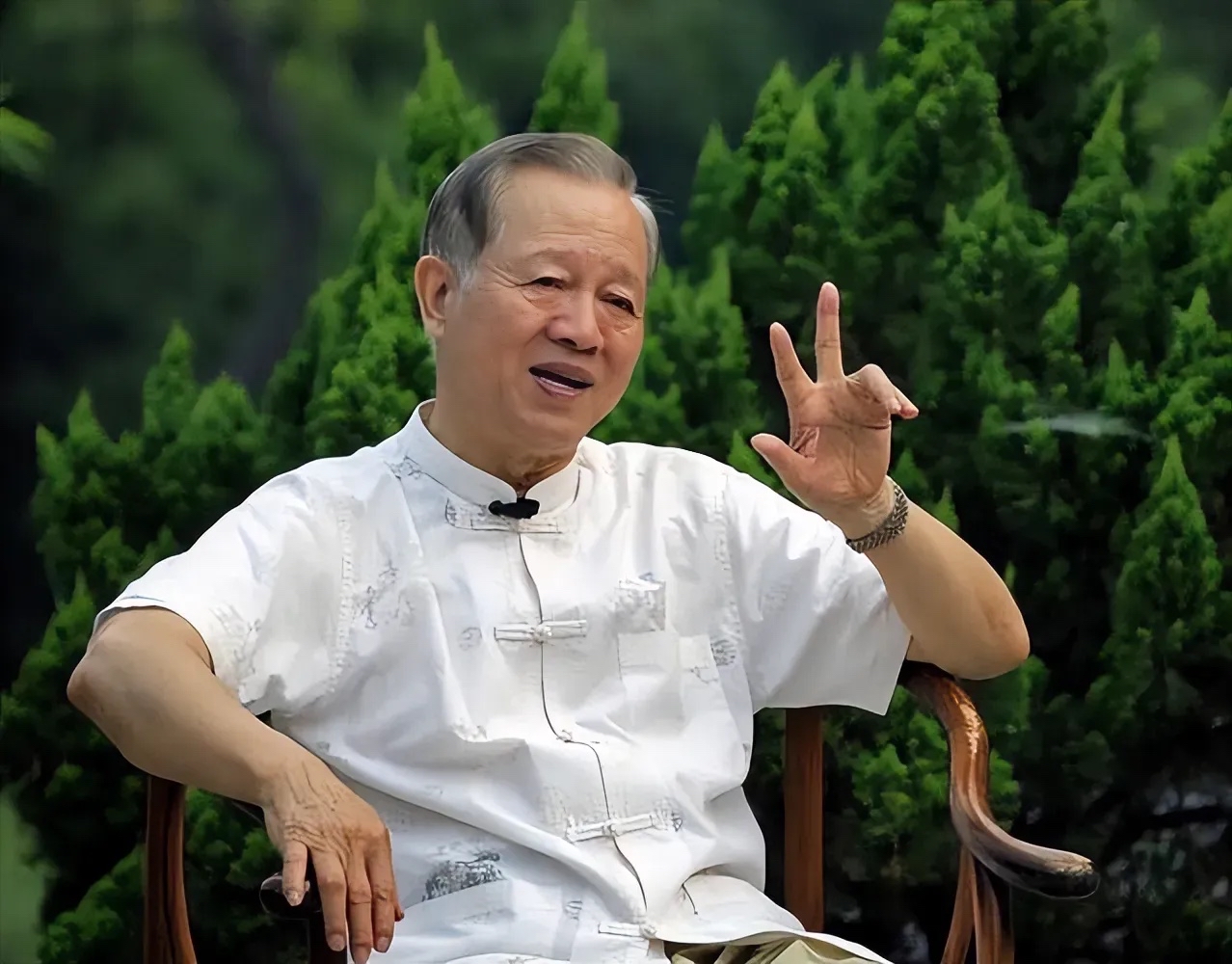国学大师曾仕强先生说：“凡是你借出的钱财，或者付出的感情，遭到了对方的耍无赖，或