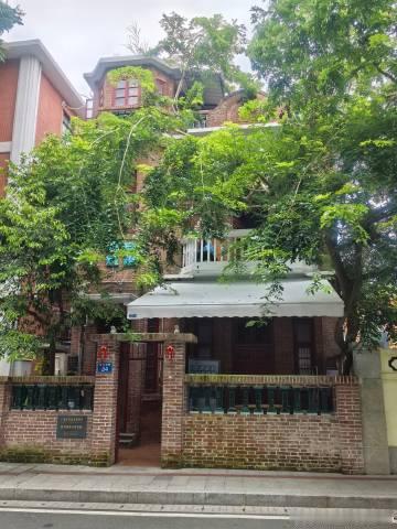 广州扫街，东山口新河浦街道，没有什么游人，清静。