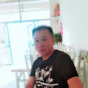 爱好旅行的翡翠人