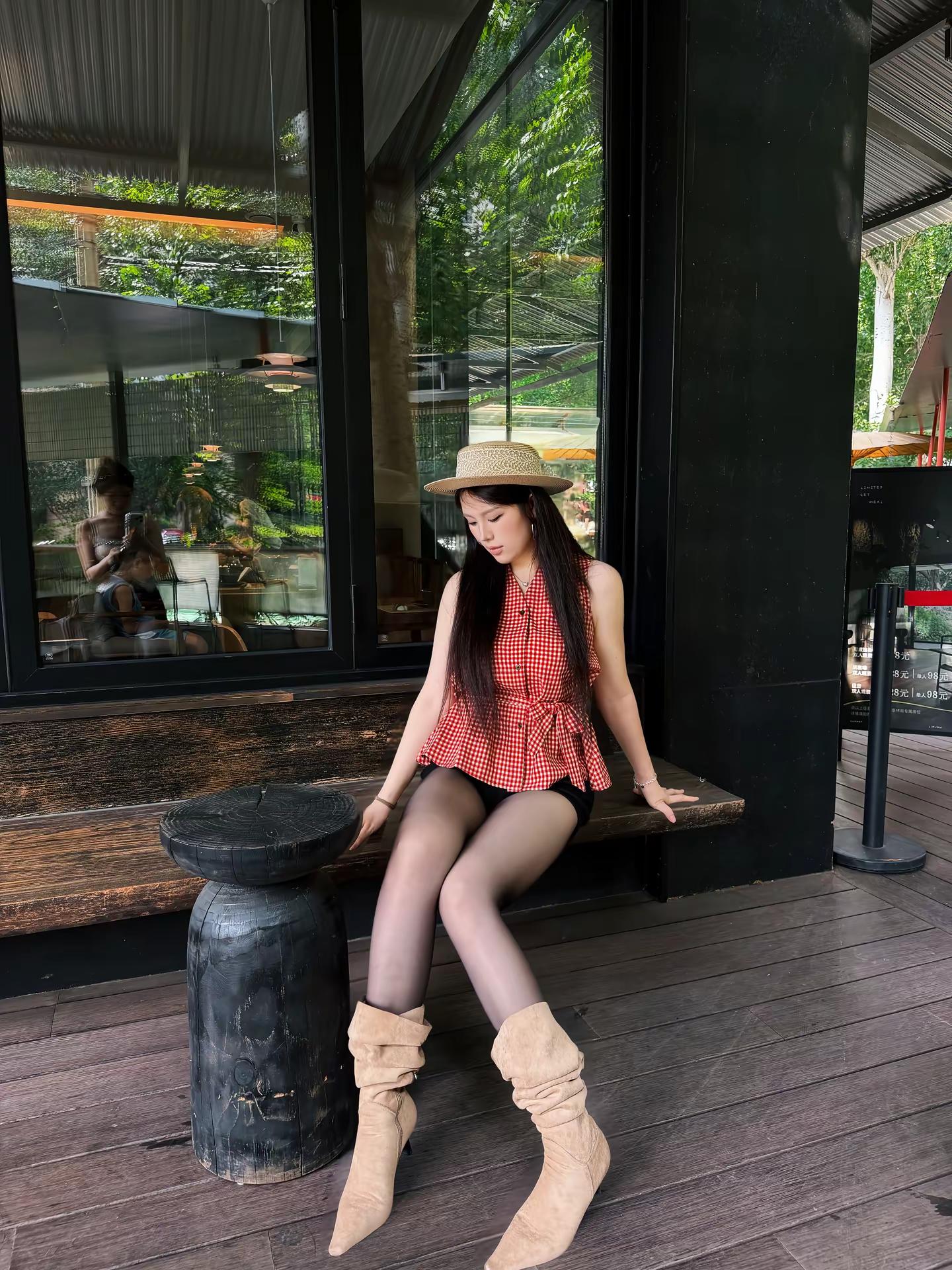 看在出片的份上我这次就原谅你了@子瑜同學🌊 我的暑假belike