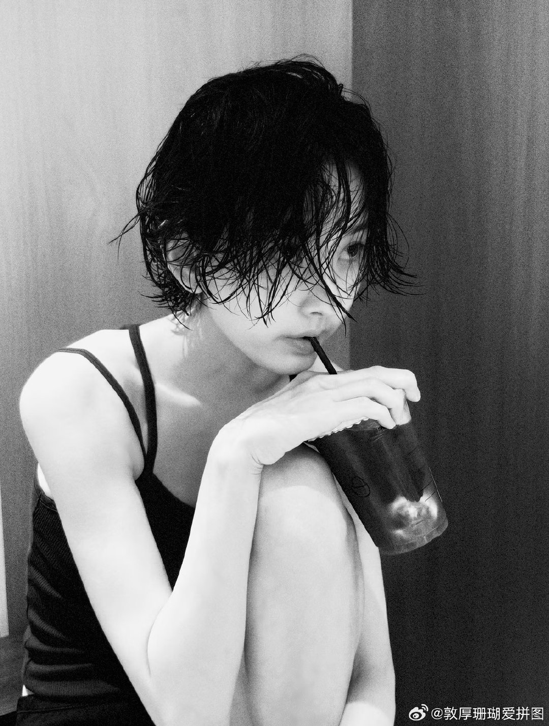 #宋祖儿[超话]#               [么么哒]  #宋祖儿 孙凡清# 

我一直都在，寻找世界上最美的东西，而当我遇到你时，我知道我找到了。

​