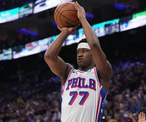 NBA官方：VJ场均4.5抢断助巴哈马男篮锁定世预赛第二轮席位  据N...