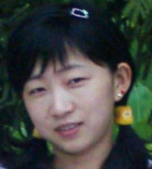 1968年，台湾美女服务员意外被中非暴君相中，很快就远嫁非洲，过上了奢...