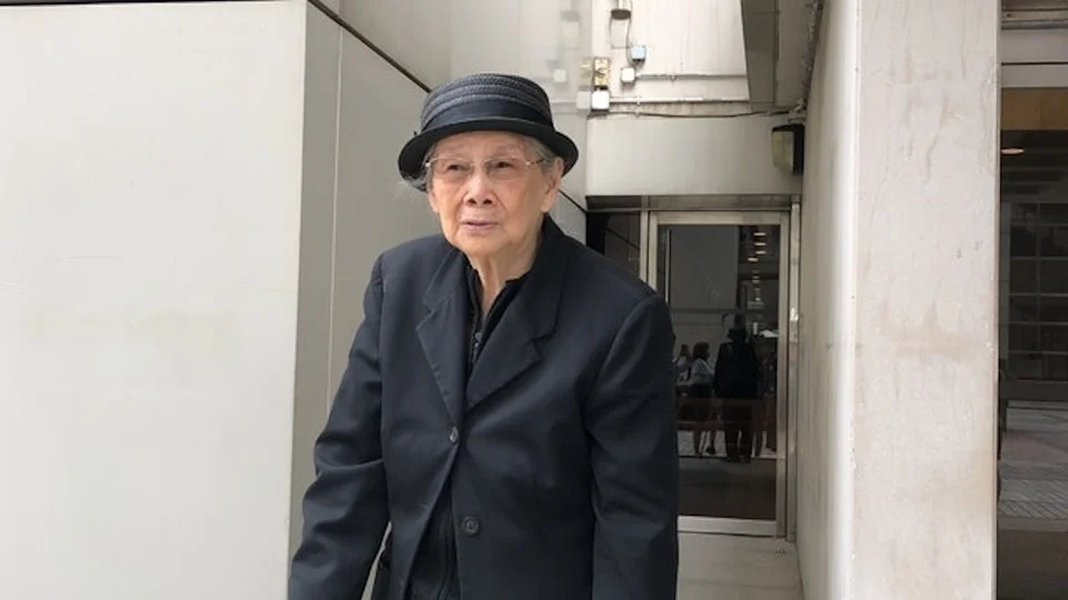 港媒：梅艳芳母亲去世