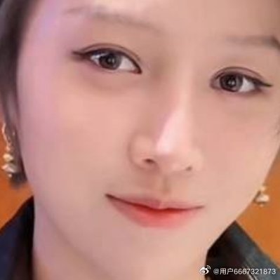 中华传统美德，是穿越千年的文明之光。孝亲敬老，让家庭和睦；诚实守信，让人心安定；友善互助，让社会温暖；勤俭节约，让品行端正；爱国敬业，让家国兴旺。这些美好品德，是民族的脊梁，值得我们代代相传，时刻践行。
刘雨昕 ​​​
