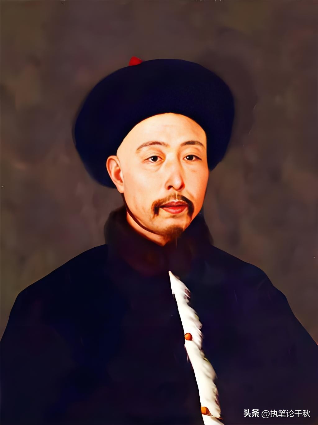 1776年广东奇案：官家千金被当众掳走，乾隆看完奏折直呼从未所见

乾隆四十年冬，广东嘉应州发生一桩惊掉朝野下巴的奇案。当地民人蔡老三图奸官家女叶满姑不从，竟将其致死焚尸。案子判了斩立决，可刑场走了一遭，人却没死。乾隆接到奏报，只丢下一句话：此事殊堪骇异，实为从来所未有。

蔡老三盯上叶满姑不是一天
