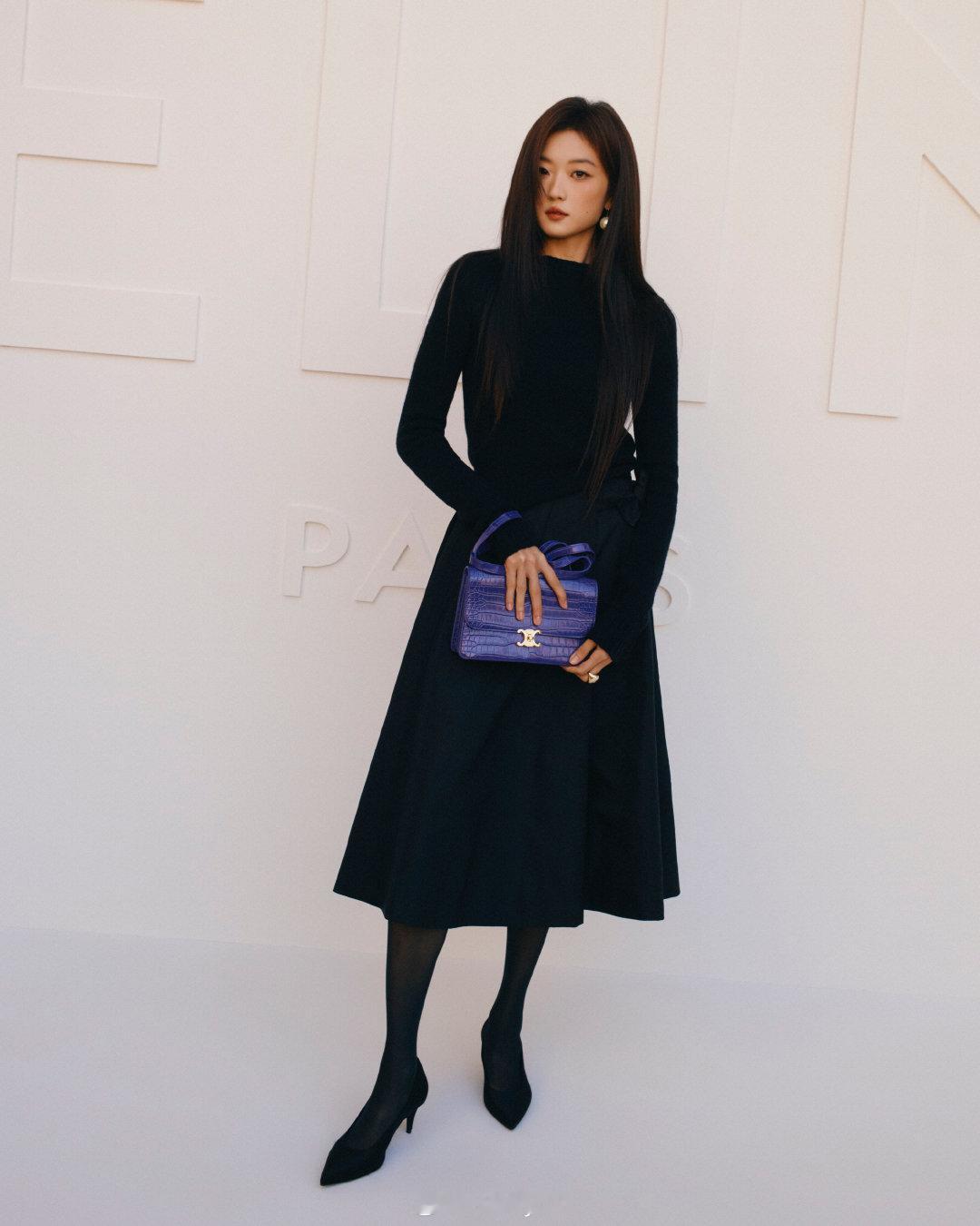 CELINE Été 2027夏季大秀【官方图集】：刘诗诗、孙千、王安宇、梁家辉、裴秀智、TWS等众星跨越地域，以时装对话。[围观]
#春夏时装周##大秀直击##巴黎时装周# ​