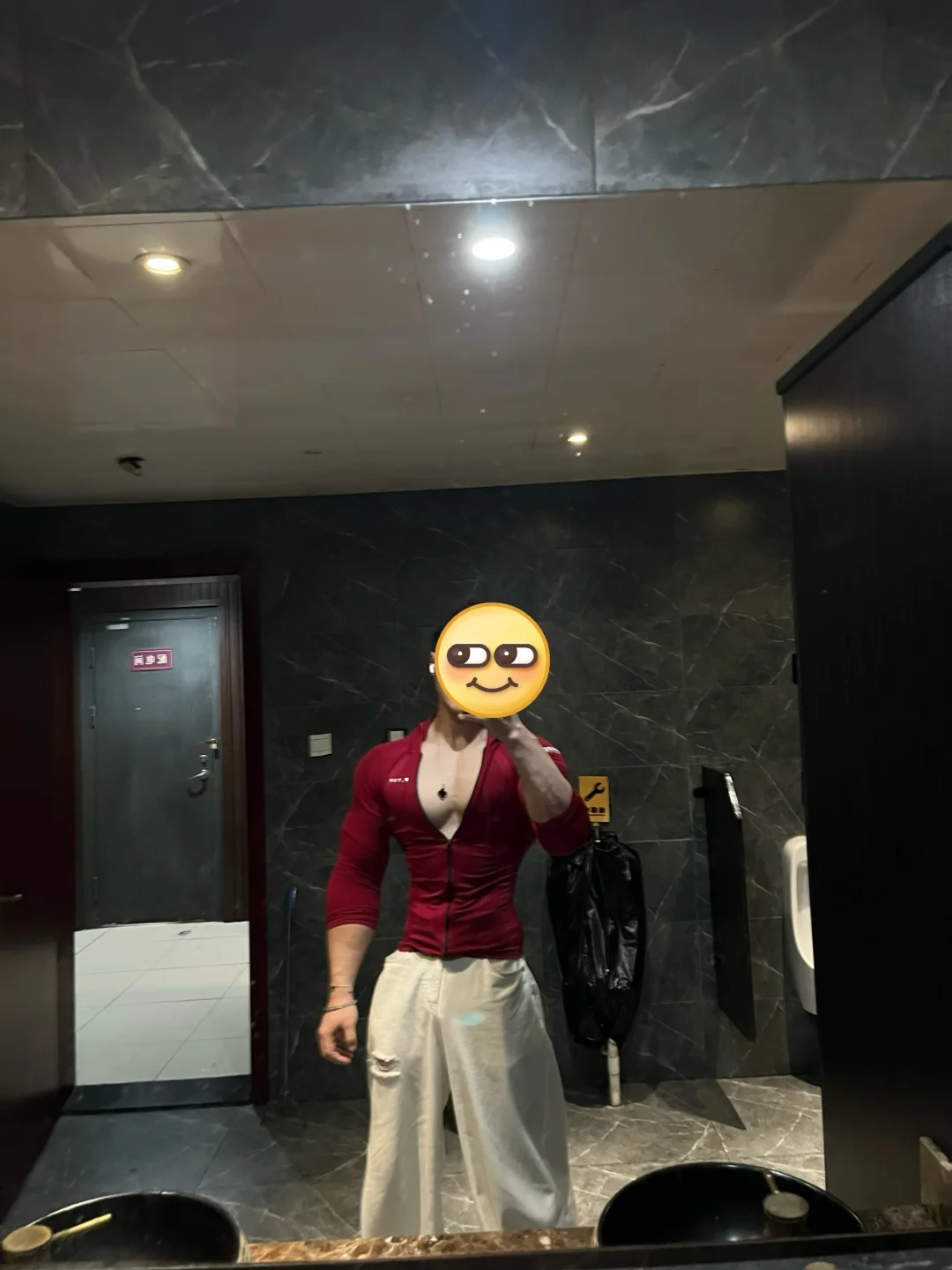 男人的黑丝1.0
