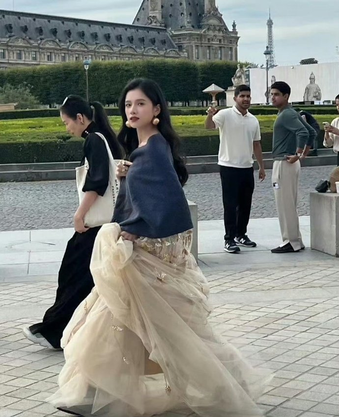 张婧仪生图 ​