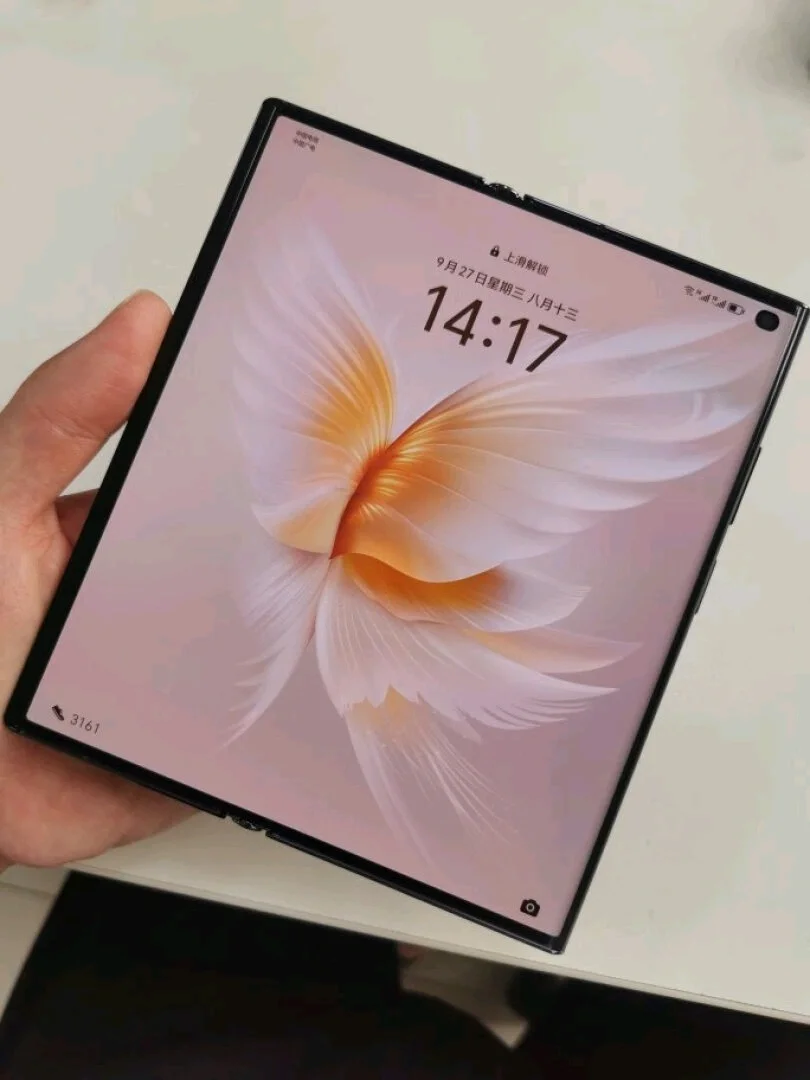 荣耀赵明认为iPhone没有创新力了