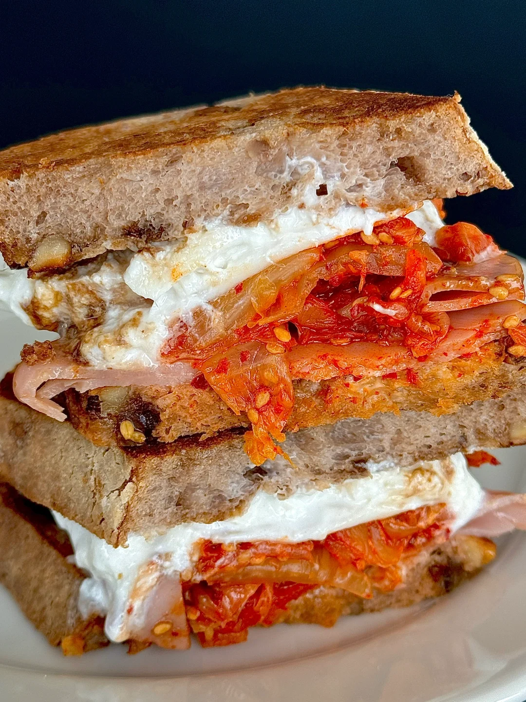 布拉塔咸甜两吃！番茄石榴沙拉&泡菜火腿🥪