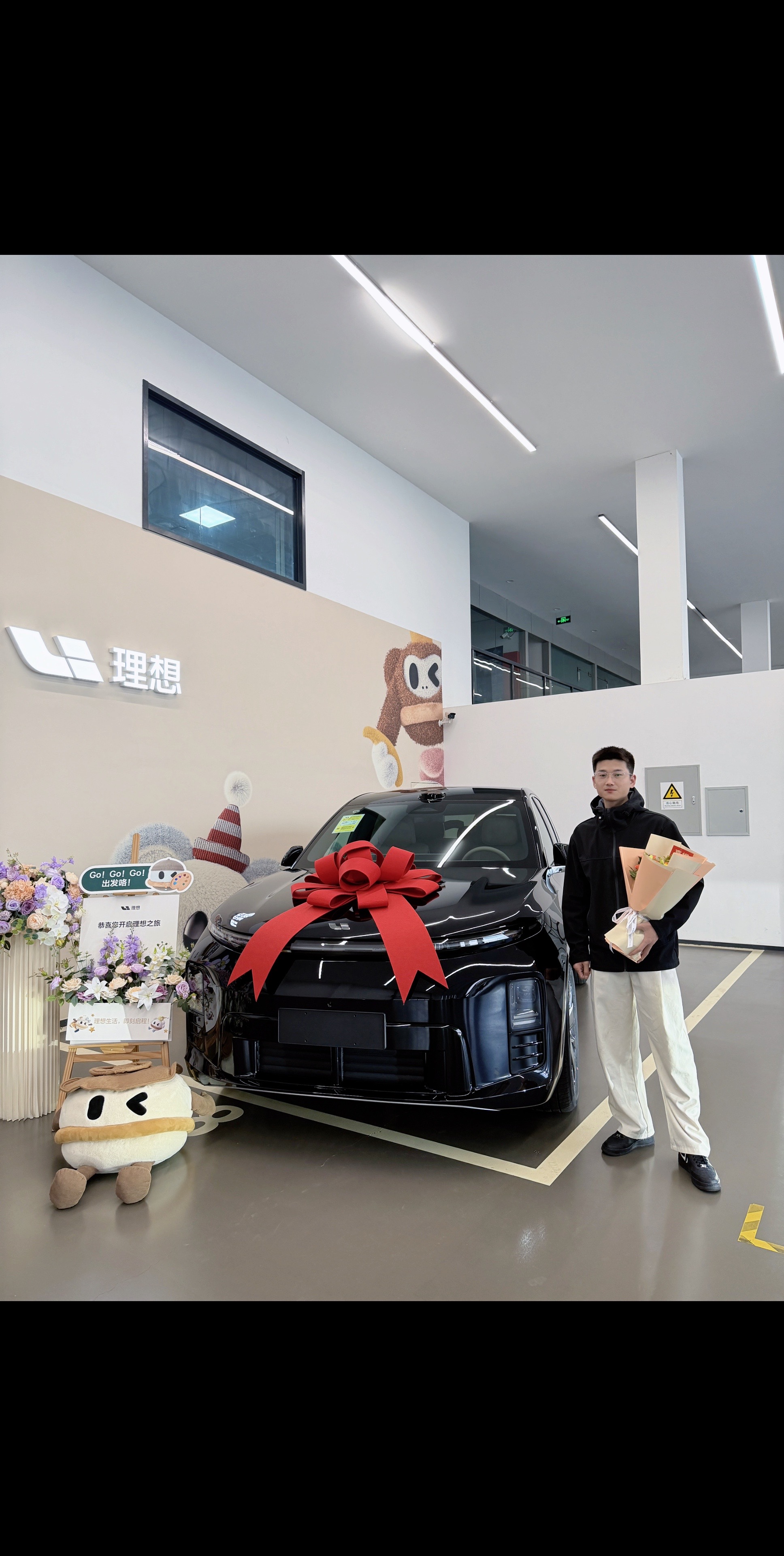 26年理想L6提车大吉大利