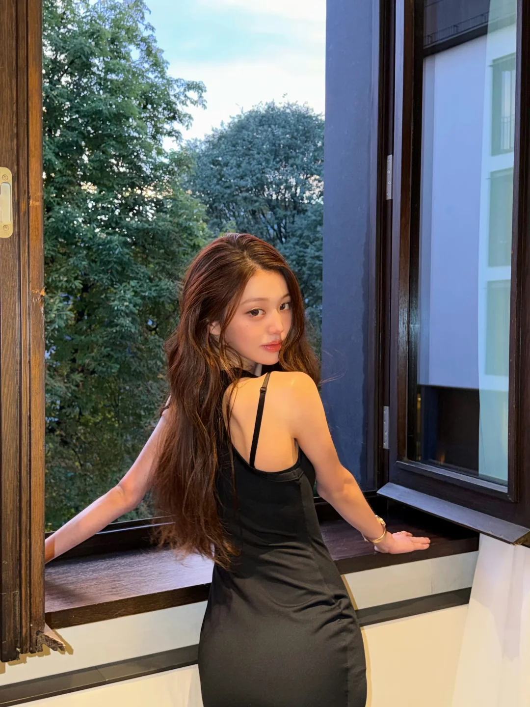 谁还在发张元英自己喜欢浓妆的xnb