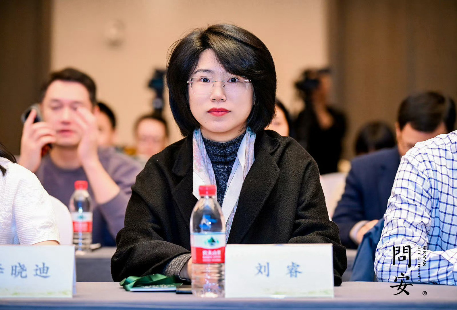 让我养长头发的是不是忘了这张图，养到这个长度就已经爆炸了，涝的涝死旱的旱死。 ​