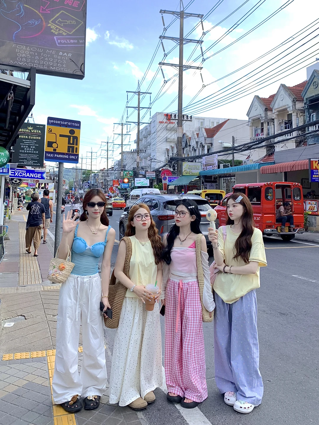 回顾一下在泰国出游穿搭合集!!!👭