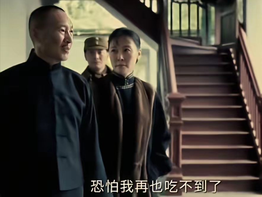 柯蓝出演的几部长剧的角色都各有故亊情节中人物的内在表演丨上都很出彩的，笑起来的样子也很招人喜欢的！
出场感觉可以。人物分寸感表现的恰到好处。强过以往版本的塑造。