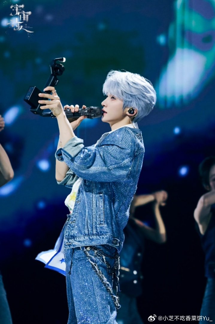 #刘宇杭州演唱会# 💙#刘宇2026宇宙诗人巡演# 

宝宝[爱你]​