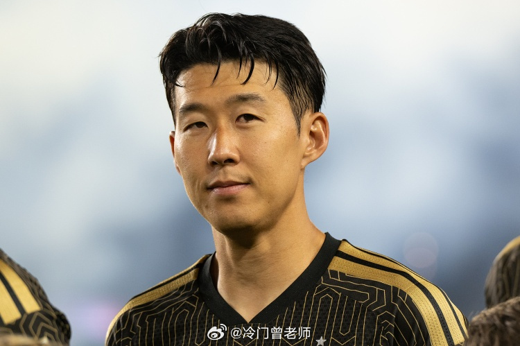 洛杉矶FC球员孙兴慜在热刺对阵切尔西比赛之前接受采访时表示，自己一直在...