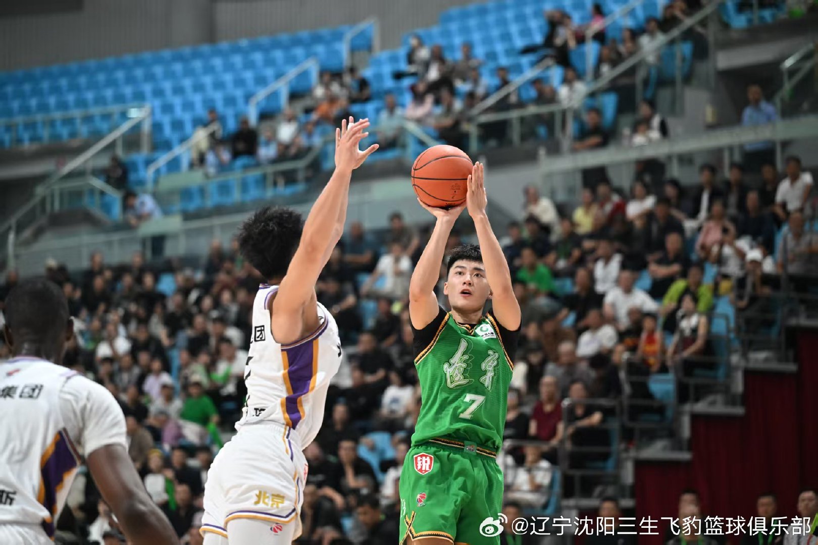 2026辽宁男篮夏季对抗赛葫芦岛站辽宁本钢队对阵北京控股的比赛今晚结束，辽篮以95：97惜败。#辽宁男篮##辽宁男篮vs北控男篮# ​