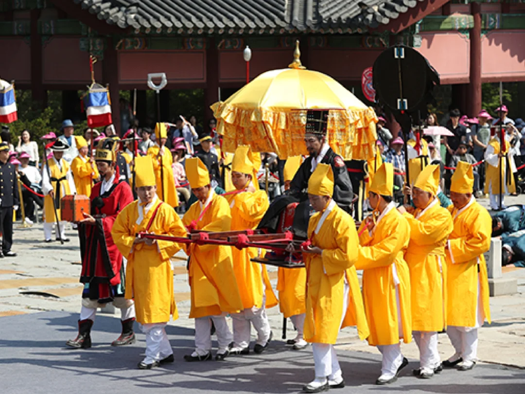 光武元年朝鲜国王正式称帝，国号大韩帝国