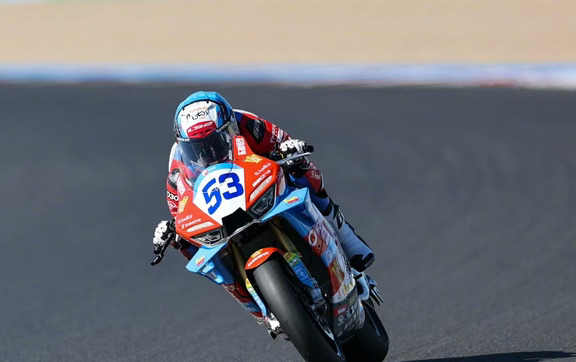 WSBK法国站，德比斯拿下第3，卡苏洛第5