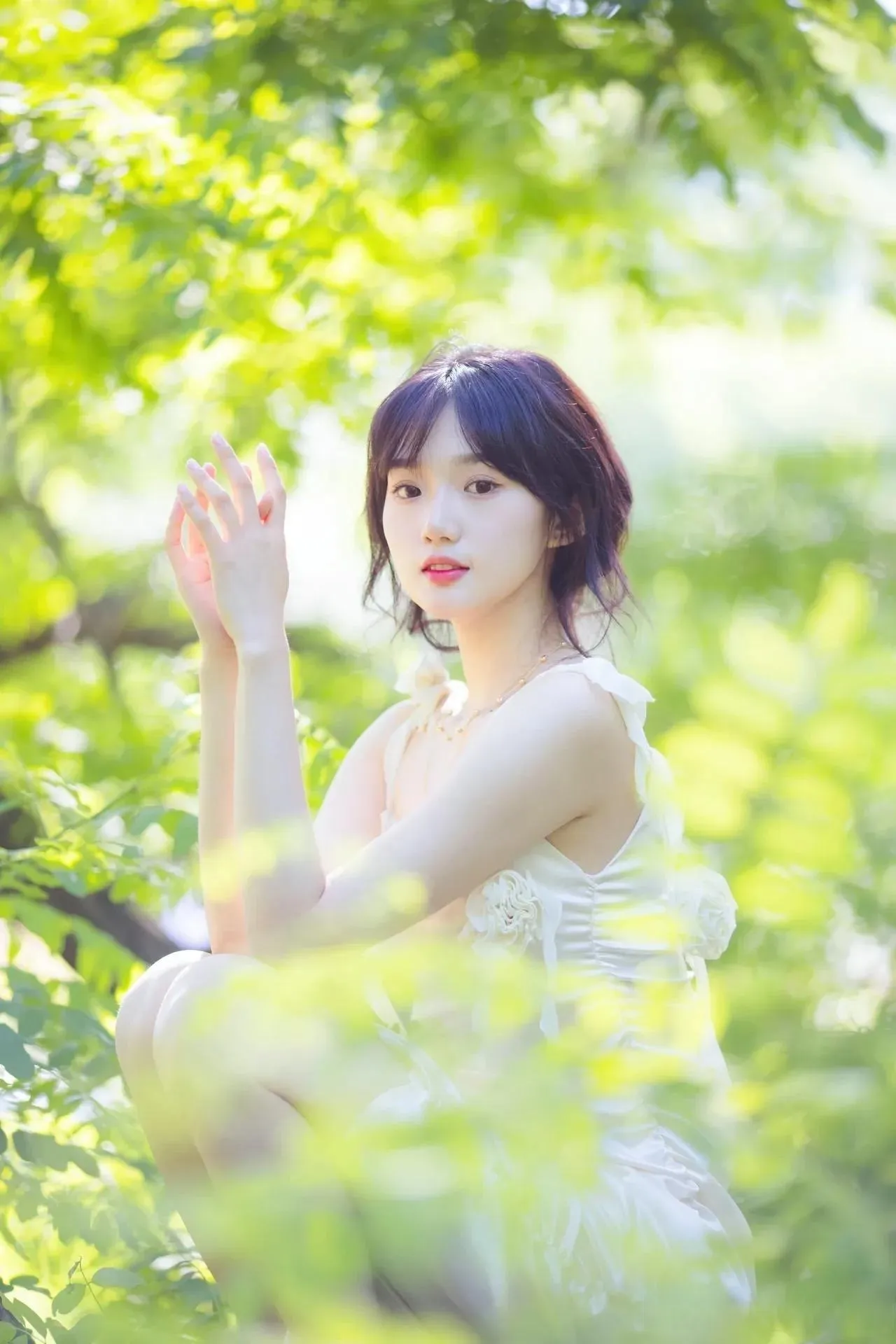 梦幻森林中的仙气少女🌳✨💗