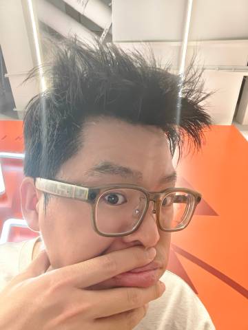 找到了智能眼镜的场景之一<br />跑步机时候听听歌，蛮好的