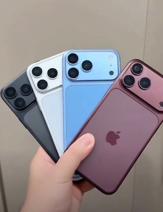 #iPhone18Pro 配色#   
单看渲染图呈现的配色效果 
个人觉得这款蓝色的观感相当不错。 ​