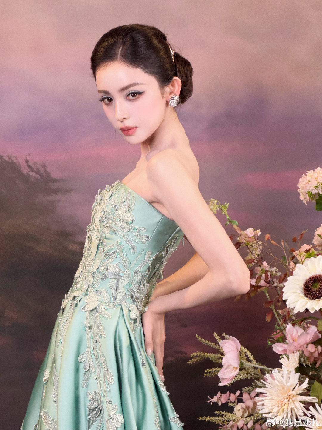 #娜扎[超话]#  随机掉落 啵啵所有维娜丝[送花花] ​