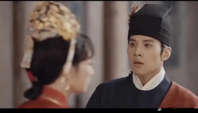 剧中前夫角色步步算计自私凉薄，行事手段比过往反派更为恶劣。跌宕的对手...