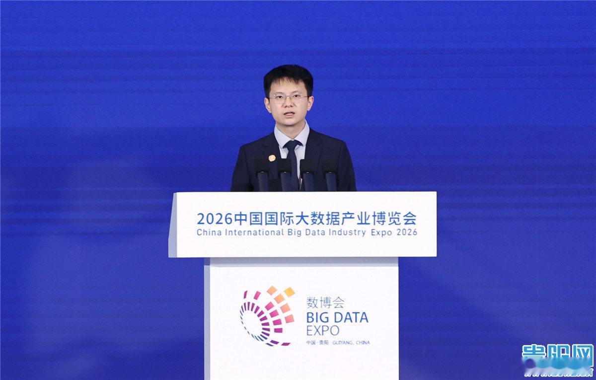 【银河通用创始人王鹤："小脑"通用运动控制领域实现重要技术突破 8月2...
