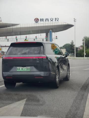 不是，小鹏GX这就交付了吗？我这是往北客站走，试驾车不能往这跑吧？<b...