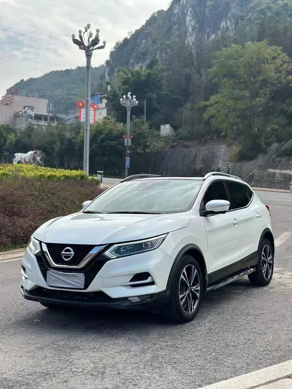 日产逍客 2.0L 自动豪华版