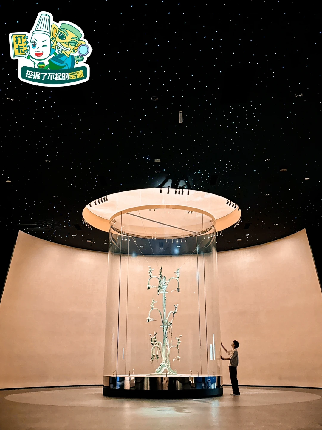 站在三星堆面前，我仿佛触摸到时空之门