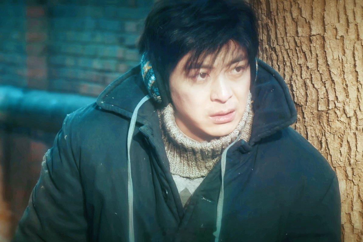 #李佳航[超话]# ljh #东北有个周东北开播# 
看起来[打call]​