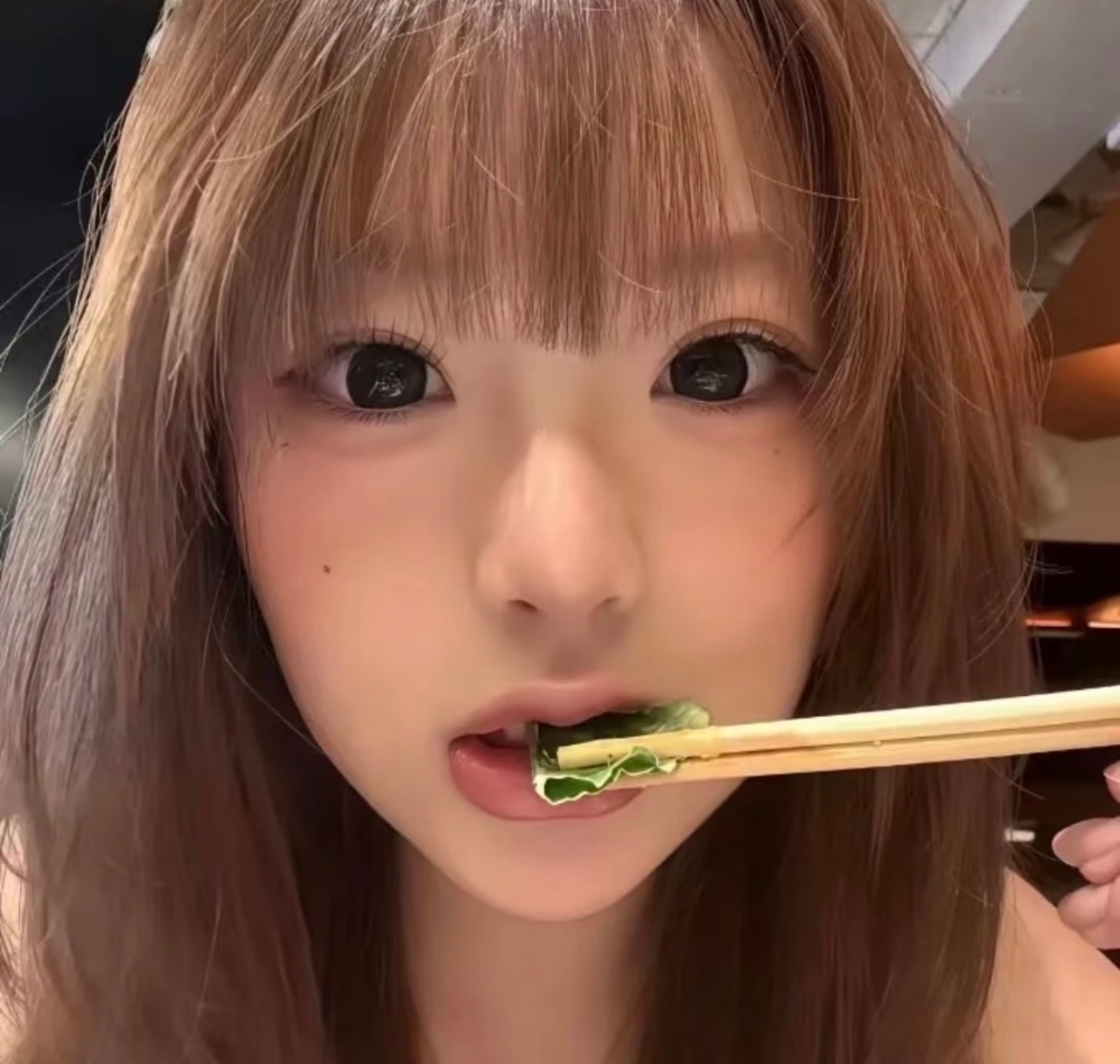 𝓼𝓱𝓪𝓻𝓮 ｜自用微信头像审美积累 ​​​