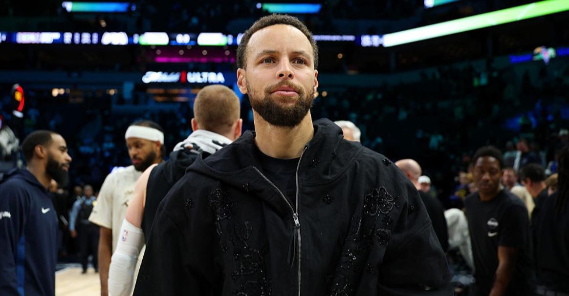 ESPN勇士跟队记者Slater最近在95.7 The Game节目里聊到库里续约的话题：他和勇士双方都愿意朝着顶薪续约的方向靠拢。

"如果他接受顶薪，我一点都不会感到惊讶。如果他现在就确定接受降薪，我可能反而会更惊讶一些，"Slater说，"当然，他也可能会选择先观望一下——看看球队哪些操作能够完成，哪些无法 ​