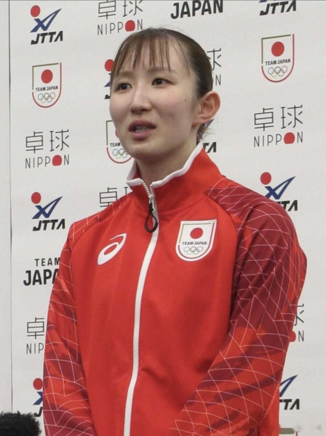 早田希娜：此前因治疗麻木的左手腕已恢复🏓️

备战爱知·名古屋亚运会的日本乒乓球队于17日在东京国家训练中心进行了公开训练。
 
女子组方面，张本美和（木下集团）、早田希娜（日本生命）、面手凛（日本生命）、伊藤美诚（STARTS）以及长崎美柚（目下神奈川）参加了训练。将出战女单、女双和女团三 ​
