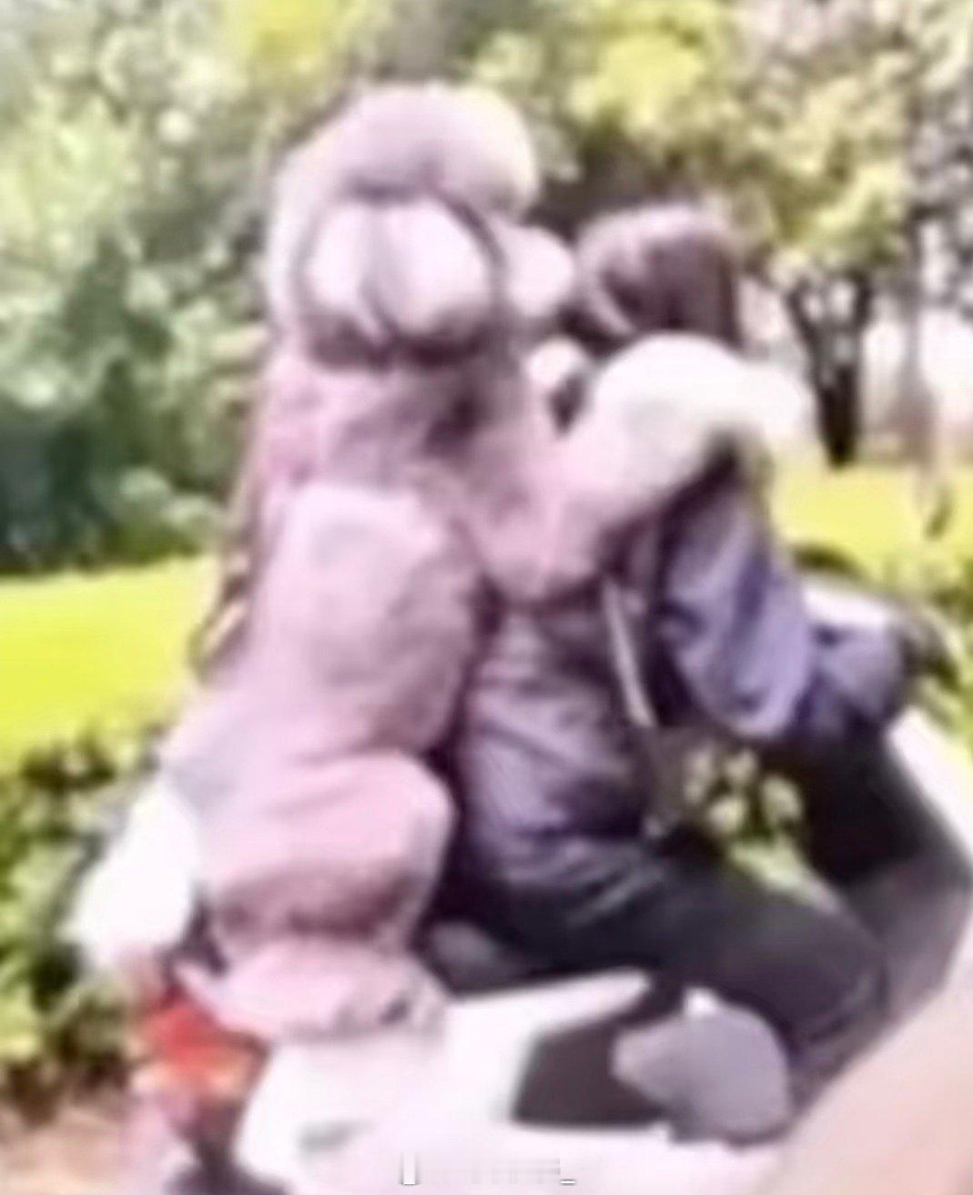 皮皮胜过ai ​