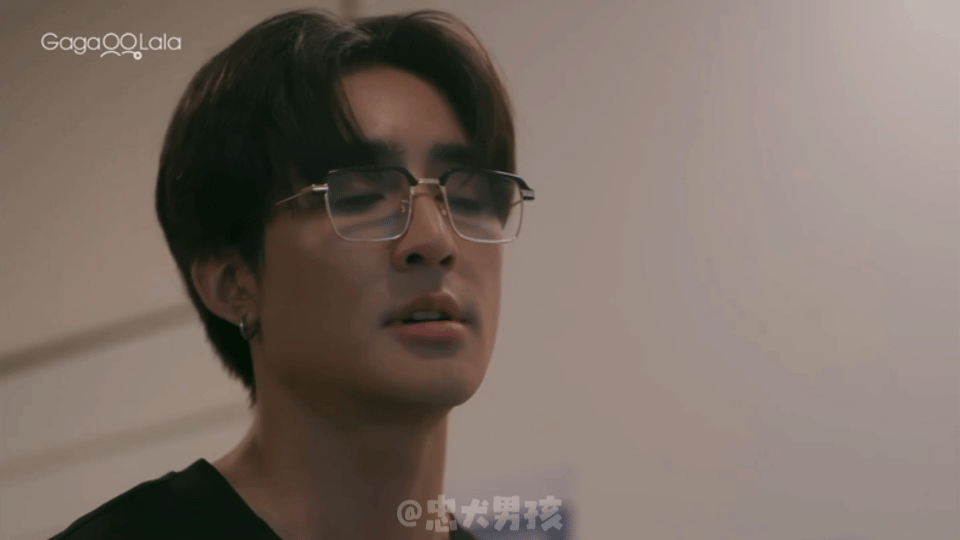 第一季+第二季全集[抱一抱]速存 讲述一群年轻男生之间错综复杂的感情故...