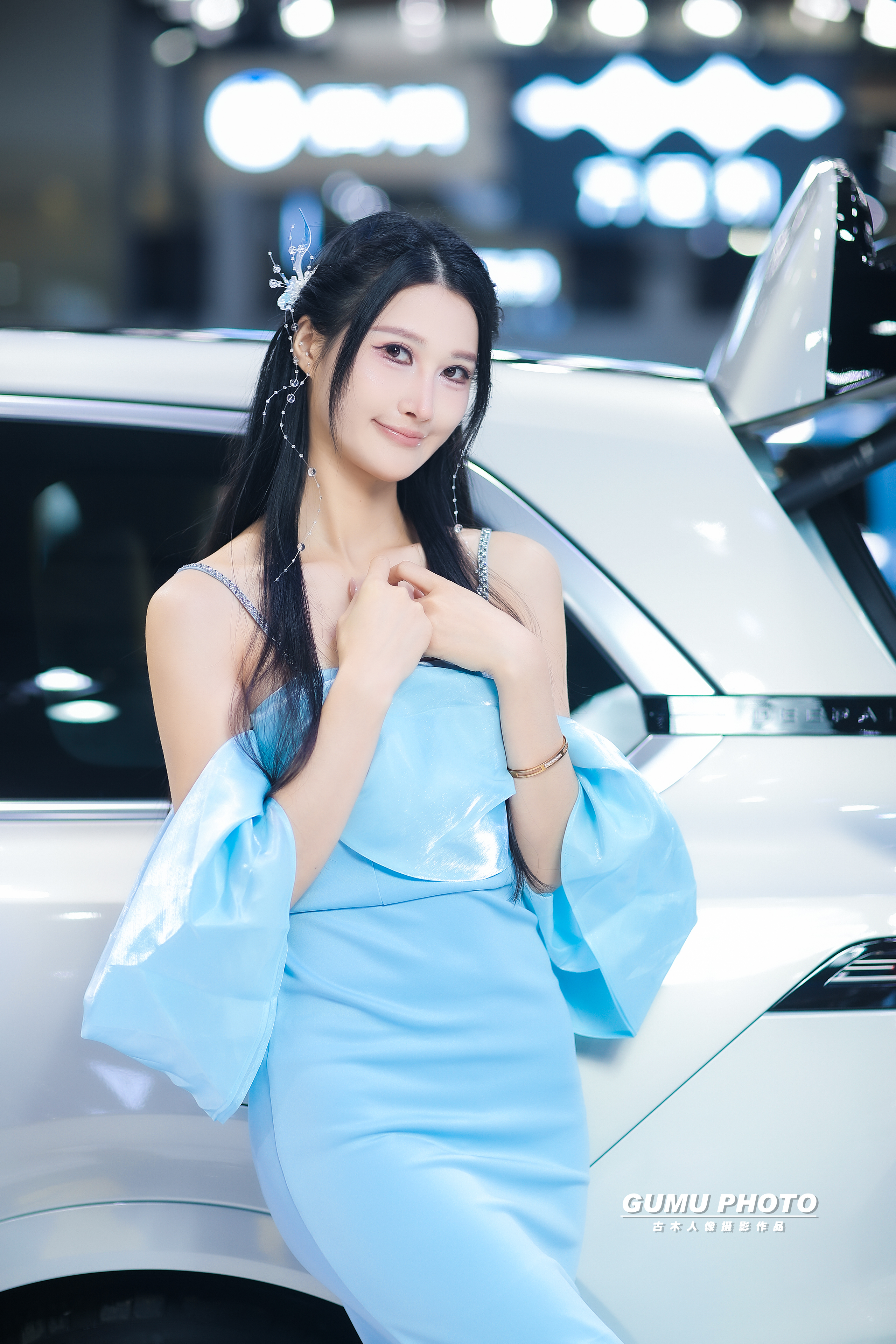 2025贵阳汽车文化节深蓝展台模特小姐姐