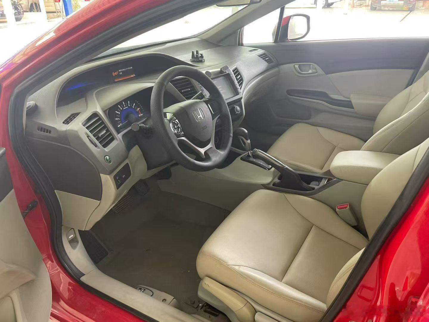 2014年本田思域 1.8L，车况原版，14万公里，2万多出售。
武汉看车，支持第三方检测。
#二手车 #武汉二手车 #本田思域 ​