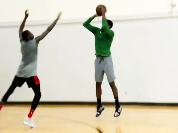“枕上鸳鸯睡红莲，叙几个当年”#NBA#杜兰特 #库里 #詹姆斯 #欧文