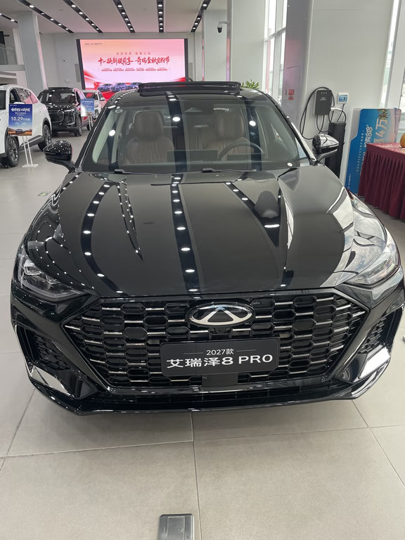 27款艾瑞泽8 PRO上新✨
鲲鹏1.6T/2.0T双动力可选
猎鹰500智驾｜高速NOA+城市NOA
骁龙8255芯片，15.6英寸2.5K大屏
2790mm越级轴距，大空间家用轿跑
金秋试驾有礼，到店体验油电同智的快乐！#奇瑞汽车
