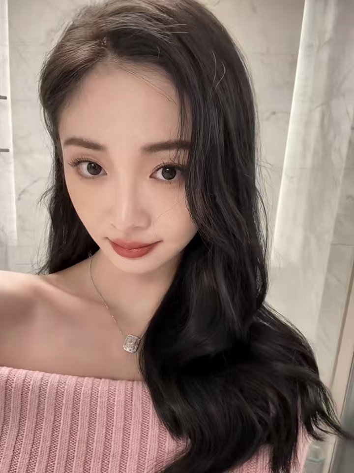 周洁琼的大疆丢了谁捡到了周洁琼的大疆琼也太迷糊啦，大疆遗落在航班上，一...