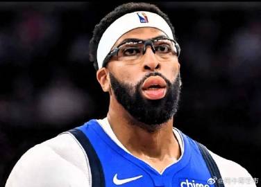 独行侠管理层太不尊重浓眉了！<br /><br />根据ESPN记者T...