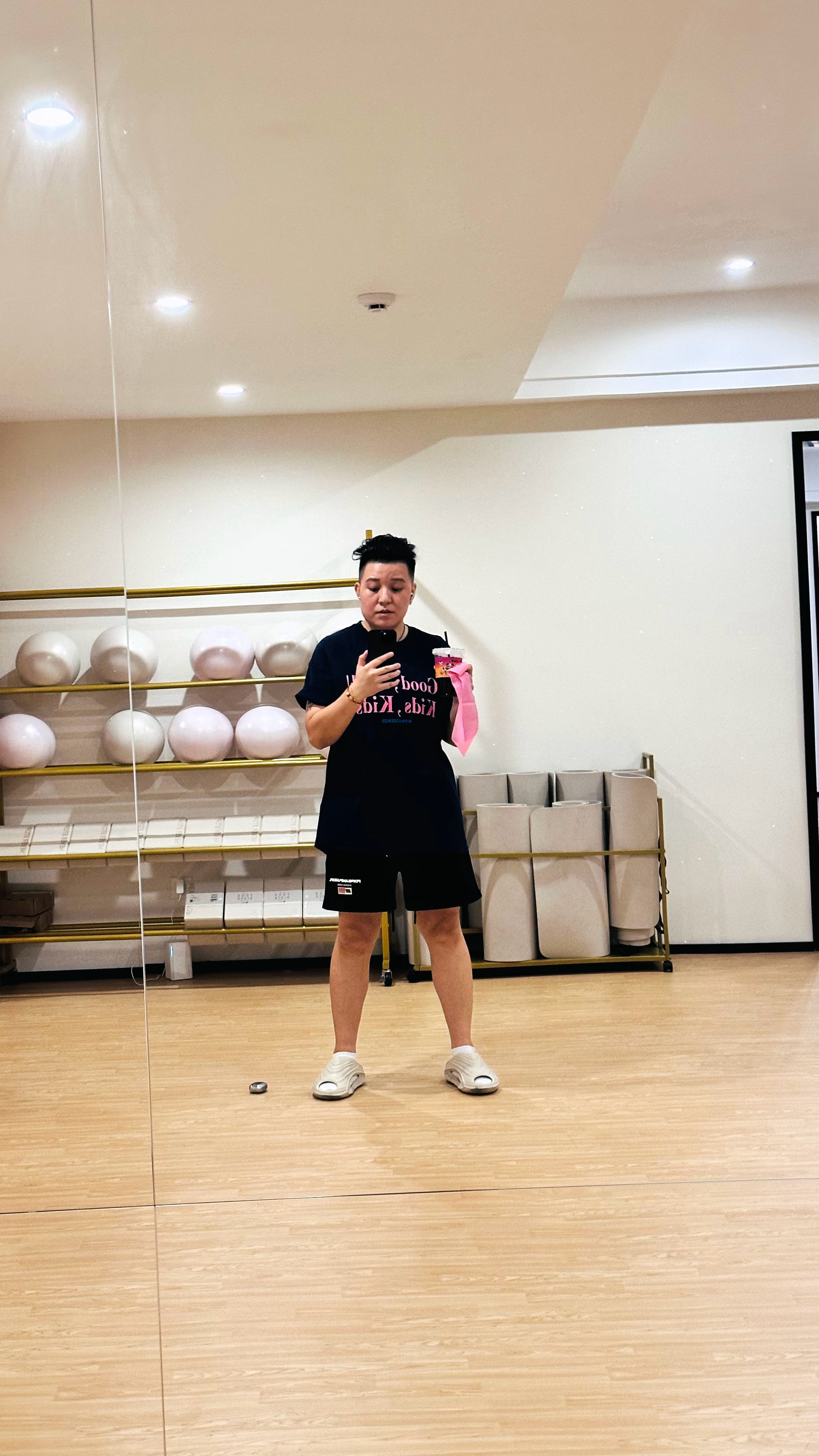 习惯了 就是 忙到再晚都要来练练💪第2杯冰美式✌️ 真好～ ​​​