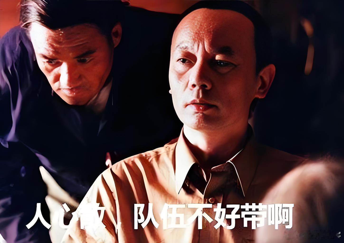 美伊冲突越来越像俄乌冲突了，就像是《三国演义》中杨修的一句话“鸡肋”，食之无味，弃之可惜。
美国总统特朗普找台阶，伊朗革命卫队不给梯子，巴基斯坦、沙特和土耳其三国领导人签署《‌麦加共同防务协议‌》，这一事件被国际舆论广泛称为“中东小北约”，“醉翁之意不在酒”，算不算“背后捅刀子” ​