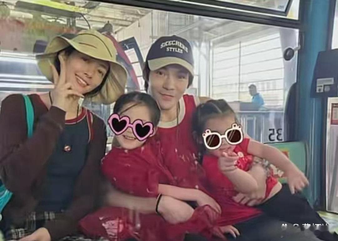 郭碧婷一家4口出游⁠啦⁠！向佐手‏﻿臂上﻿全⁠‍是腱子肉，壮‌‌‏实得很，‍‎‎3岁儿‏子个儿都‏快超‎过﻿⁠姐⁠姐了。 ​